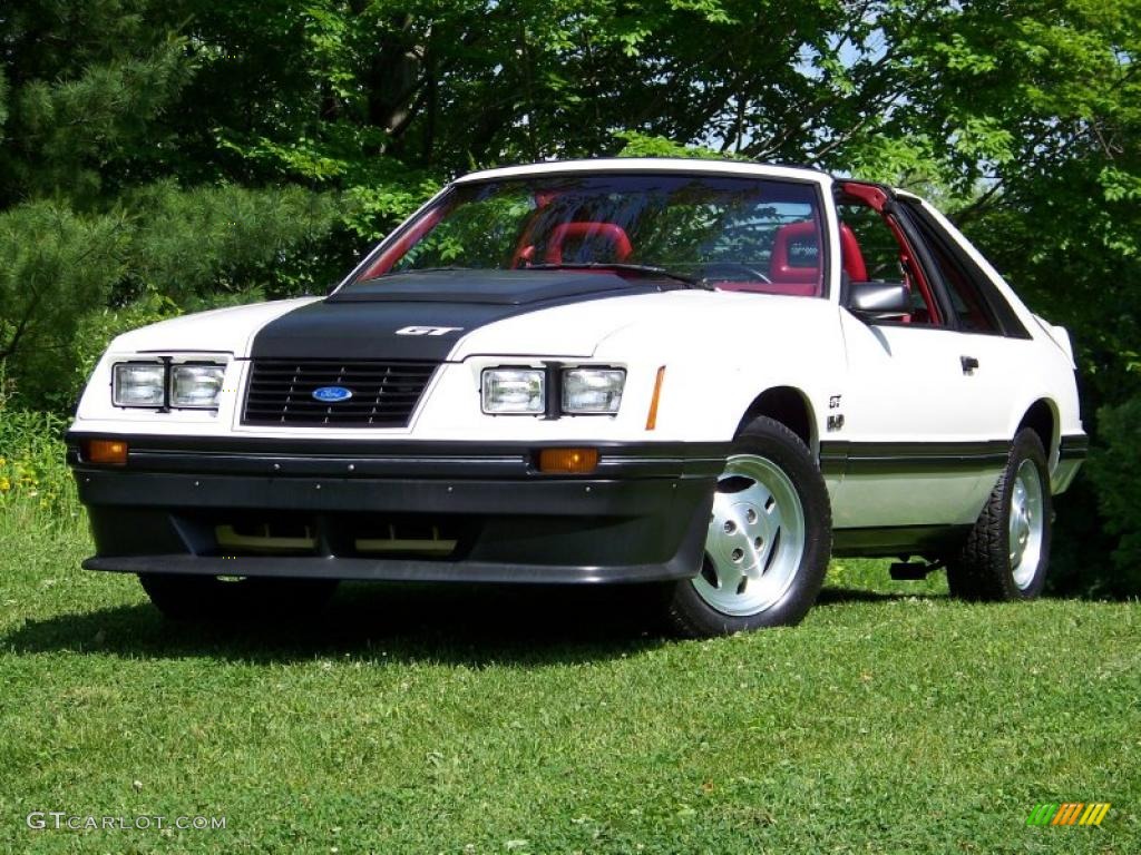 1983 Mustang GT Coupe - White / Red photo #1