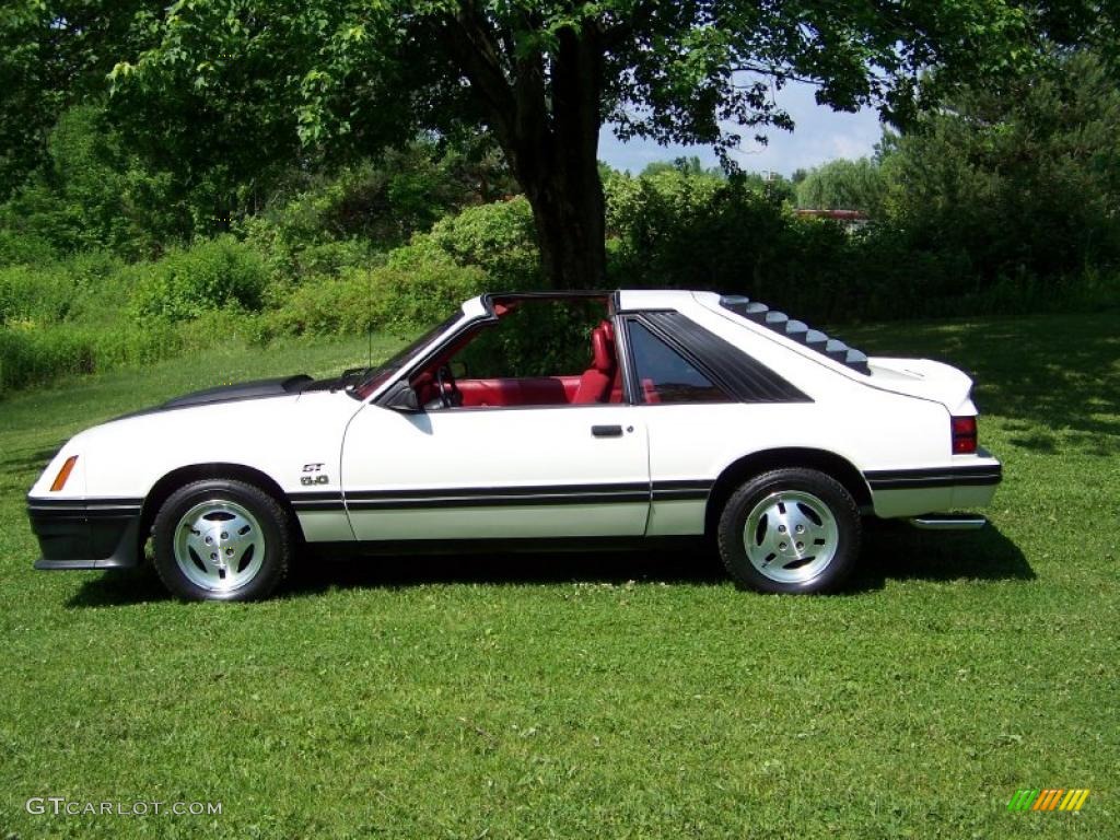 1983 Mustang GT Coupe - White / Red photo #8