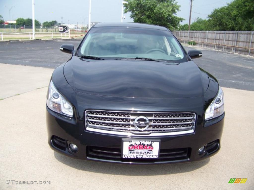 2009 Maxima 3.5 SV - Super Black / Frost Leather photo #2
