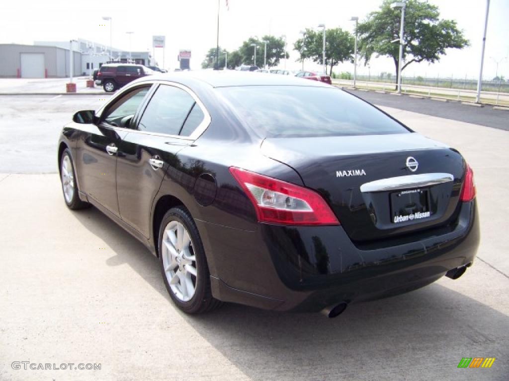 2009 Maxima 3.5 SV - Super Black / Frost Leather photo #6
