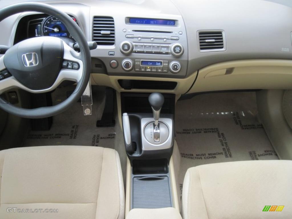 2007 Civic Hybrid Sedan - Taffeta White / Ivory photo #10