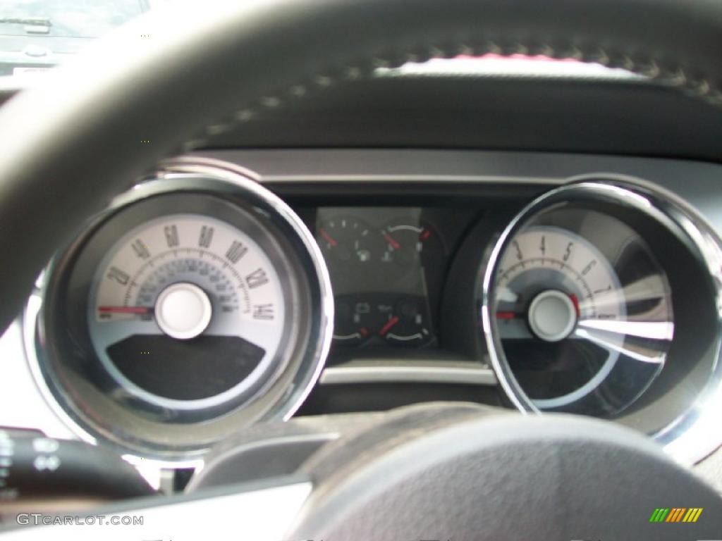 2010 Mustang GT Premium Convertible - Red Candy Metallic / Charcoal Black photo #11