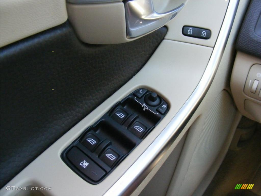 2010 XC60 T6 AWD - Terra Bronze Metallic / Sandstone/Espresso photo #25