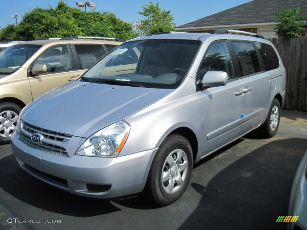 2010 Sedona LX - Clear Silver / Gray photo #1