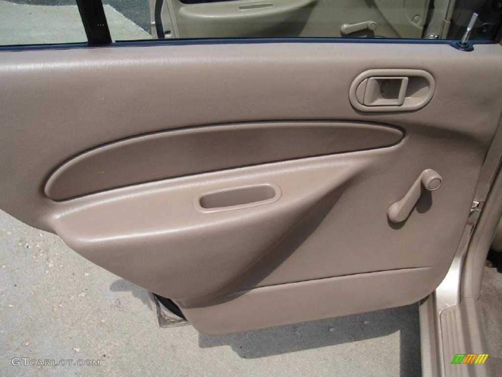 1998 Escort SE Sedan - Mocha Frost Metallic / Beige photo #18