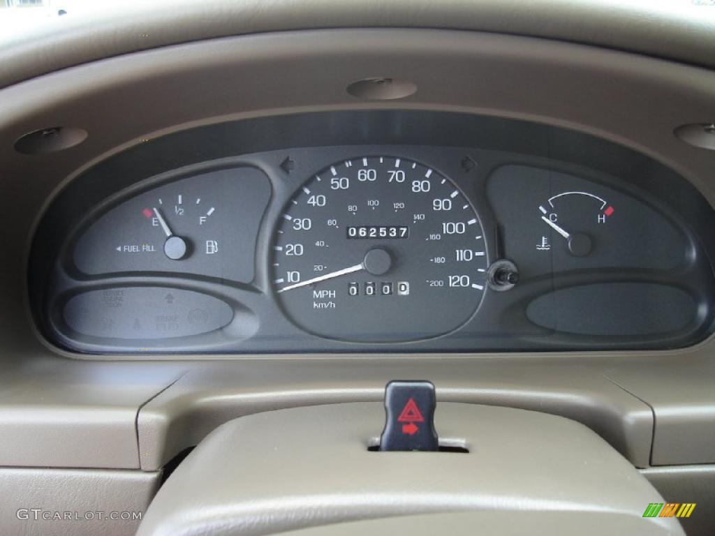 1998 Escort SE Sedan - Mocha Frost Metallic / Beige photo #24