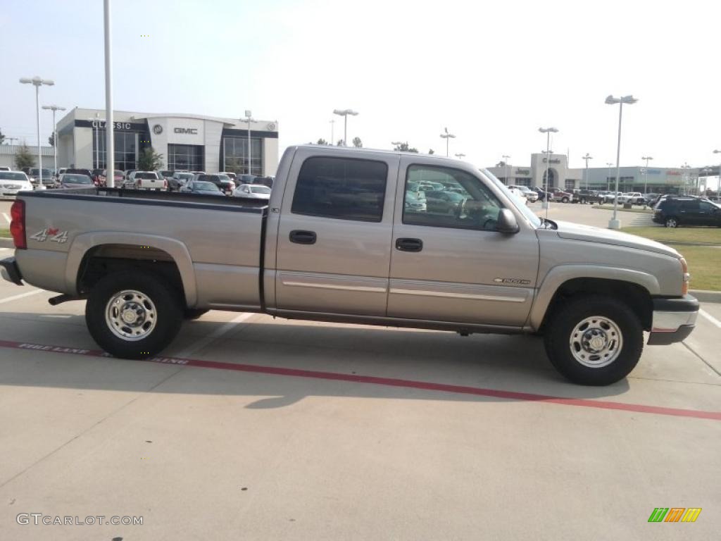 2003 Silverado 1500 LS Crew Cab 4x4 - Light Pewter Metallic / Dark Charcoal photo #3