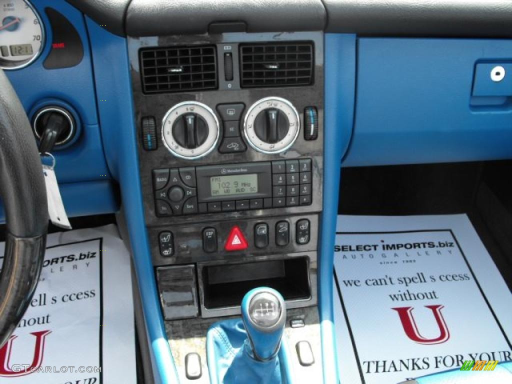 2002 SLK 320 Roadster - Alabaster White / Marlin Blue photo #12