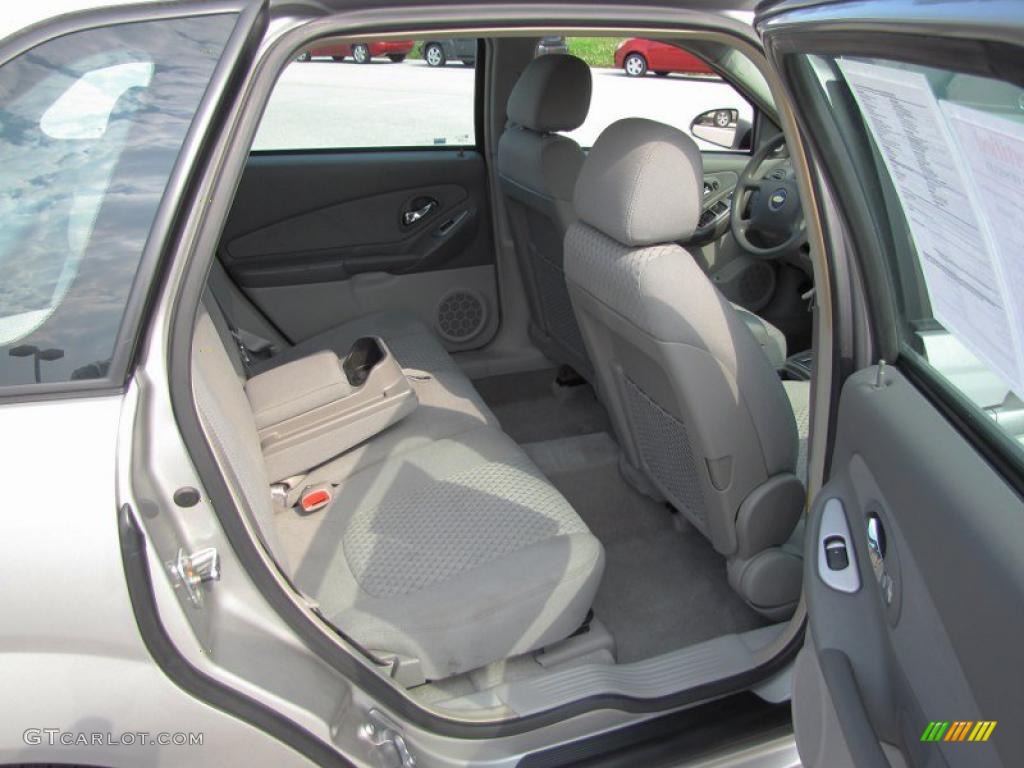 2006 Malibu Maxx LT Wagon - Silverstone Metallic / Titanium Gray photo #18