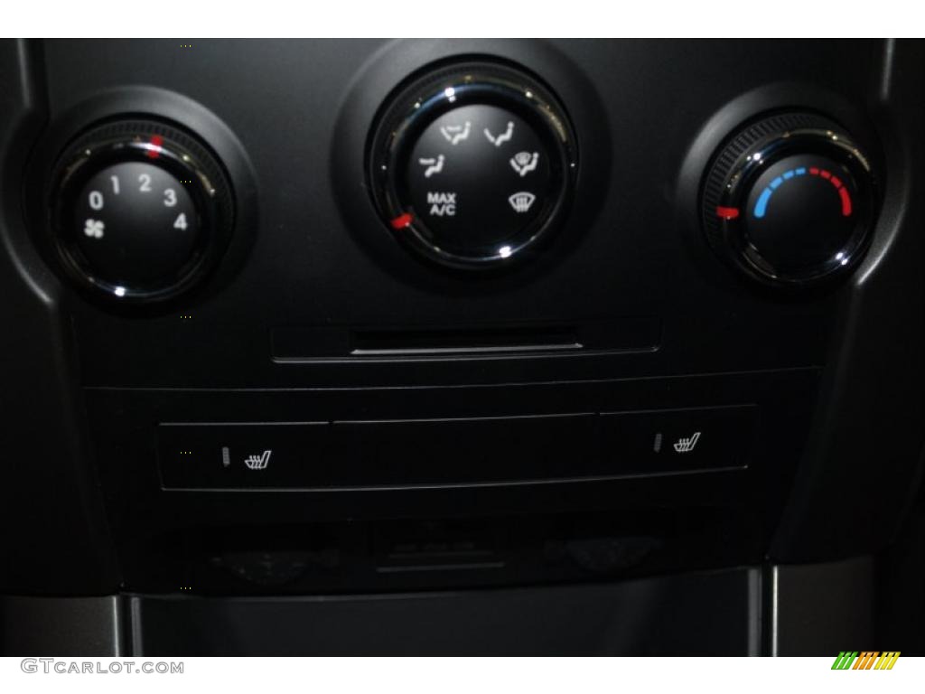 2011 Sorento LX V6 - Ebony Black / Black photo #38