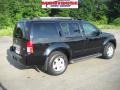 Super Black - Pathfinder SE 4x4 Photo No. 2