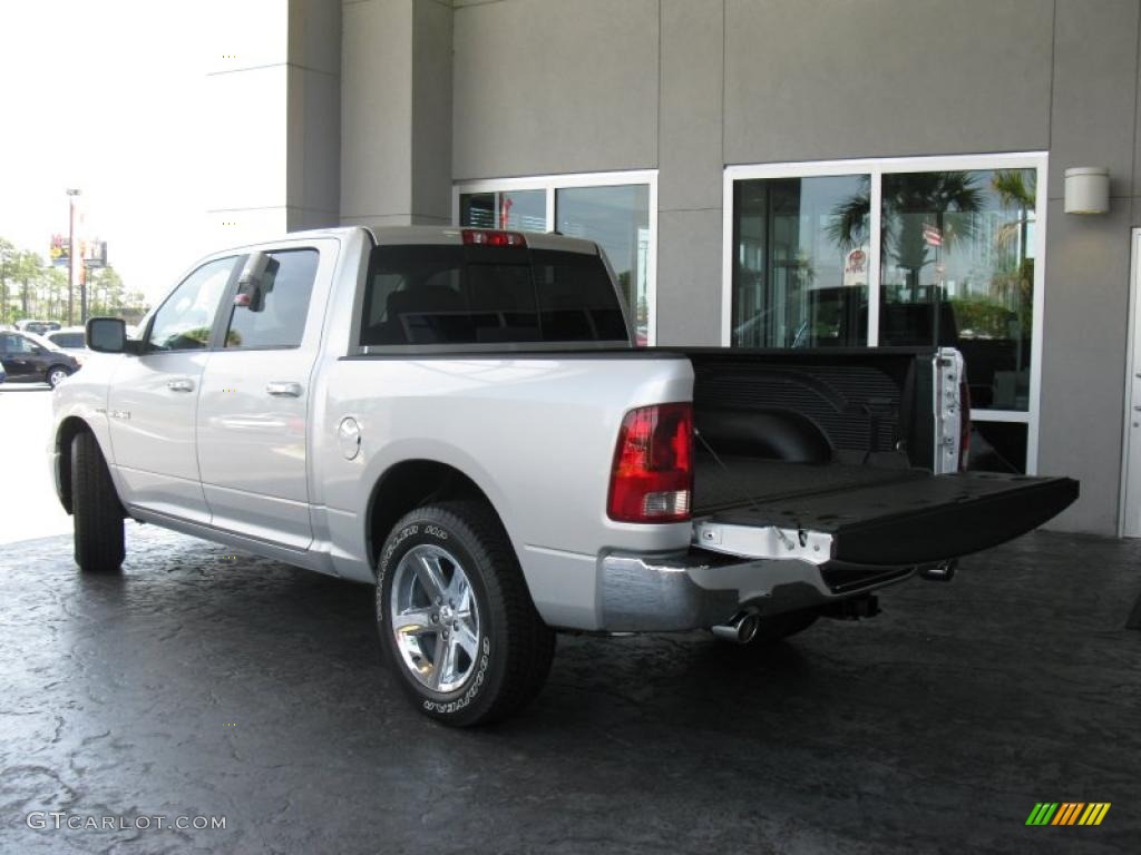 2010 Ram 1500 Big Horn Crew Cab - Bright Silver Metallic / Dark Slate/Medium Graystone photo #6