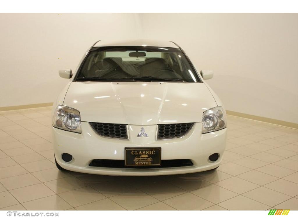 2005 Galant ES - Dover White Pearl / Beige photo #2
