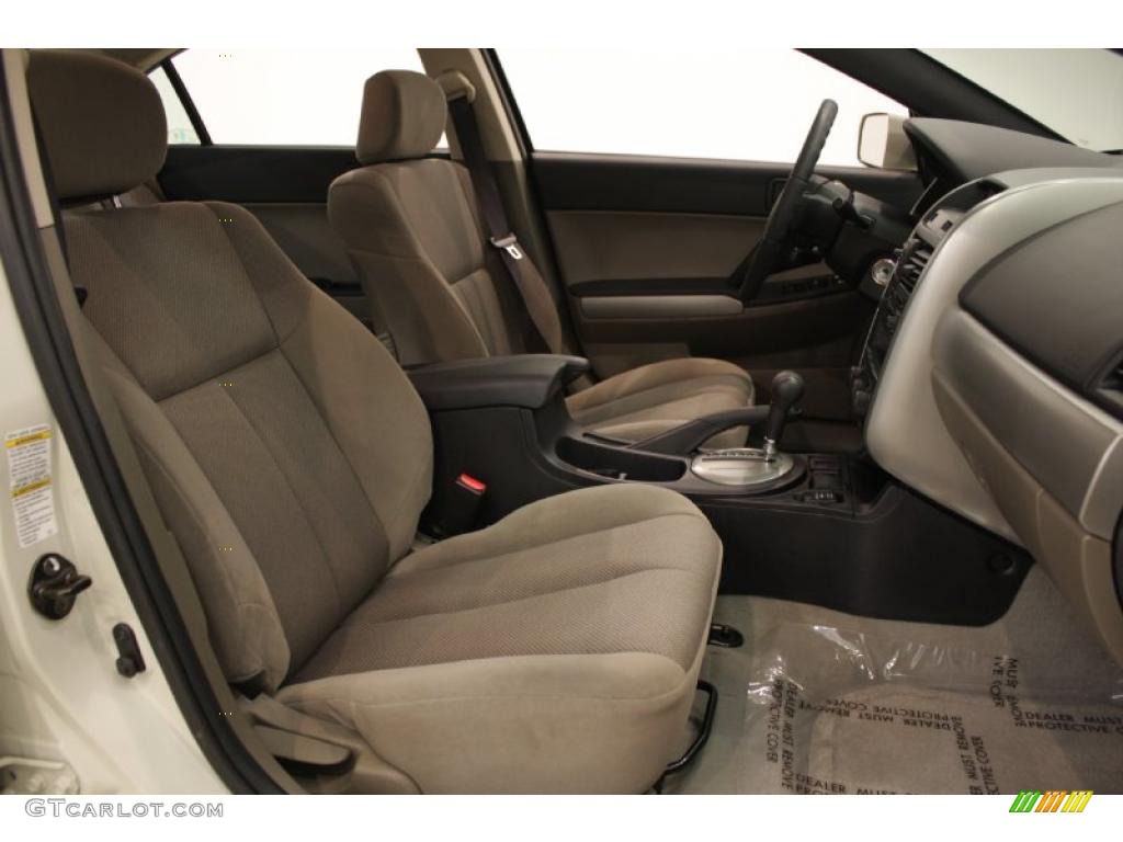 2005 Galant ES - Dover White Pearl / Beige photo #17