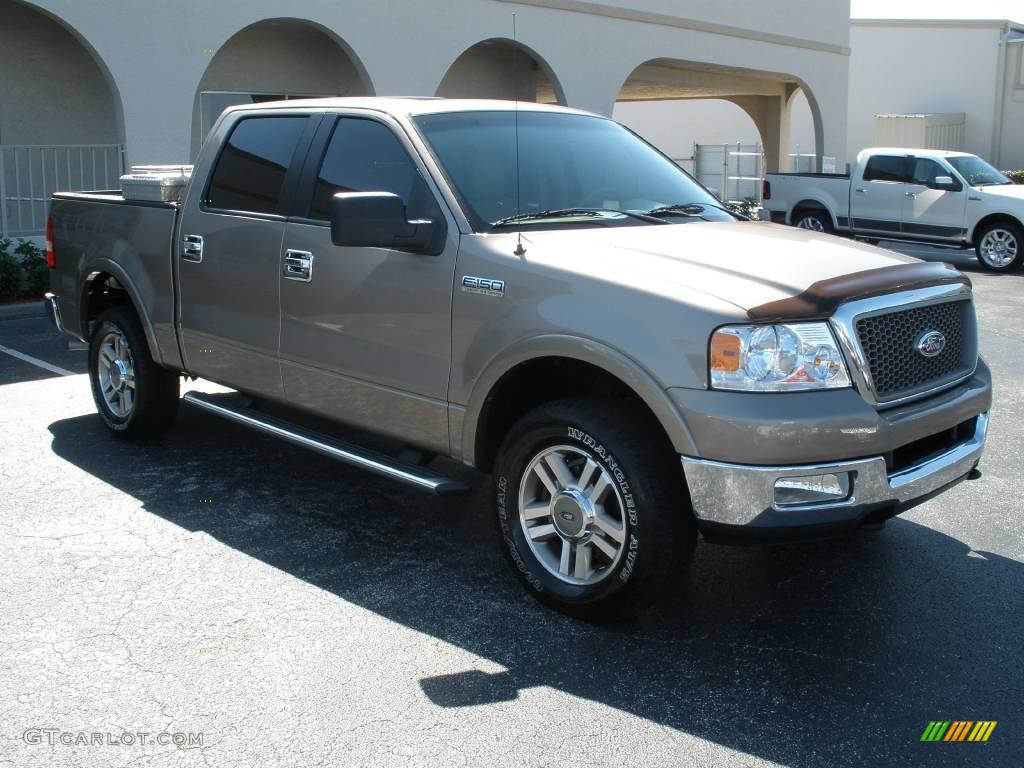 2005 F150 Lariat SuperCrew 4x4 - Arizona Beige Metallic / Tan photo #7