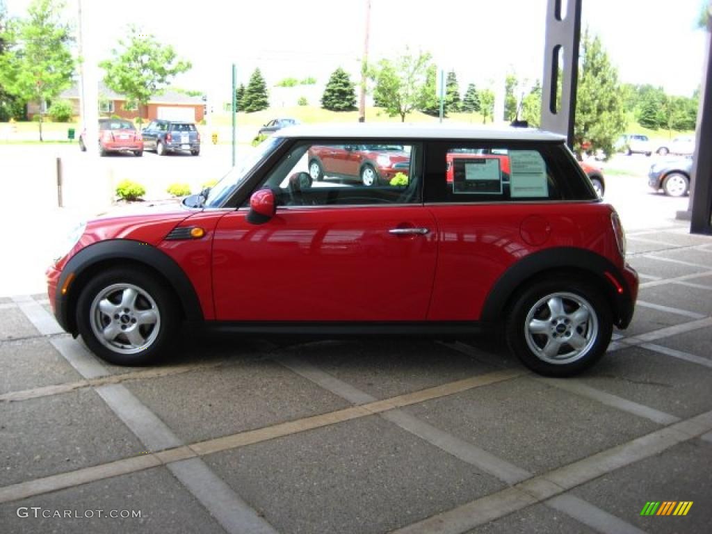 2007 Cooper Hardtop - Chili Red / Lounge Carbon Black photo #5
