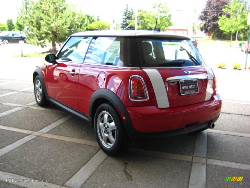 2007 Cooper Hardtop - Chili Red / Lounge Carbon Black photo #6