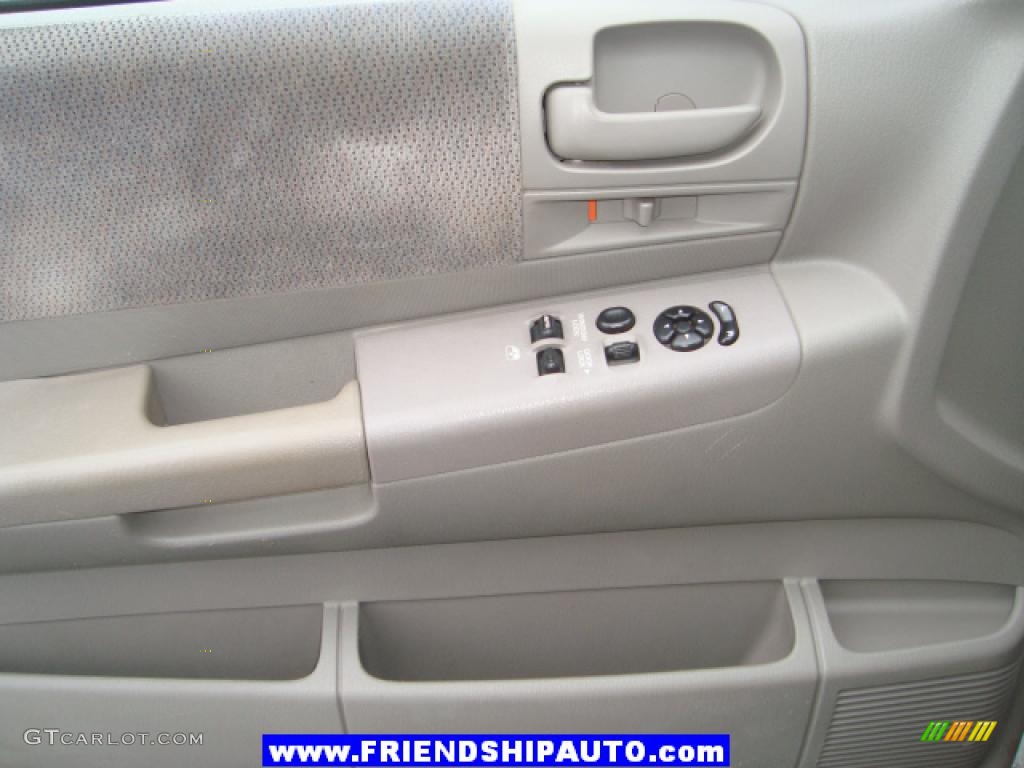 2002 Dakota SLT Regular Cab 4x4 - Bright White / Dark Slate Gray photo #24
