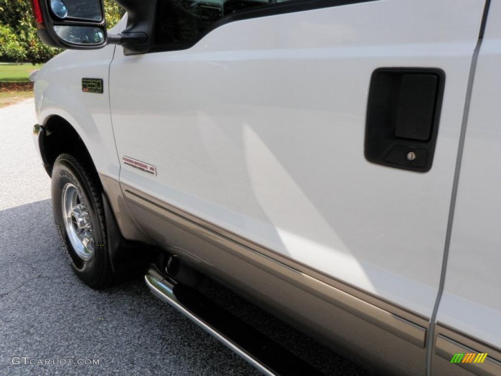 2003 F250 Super Duty Lariat SuperCab 4x4 - Oxford White / Medium Parchment Beige photo #18