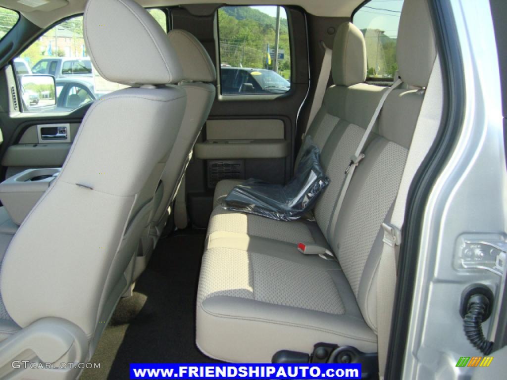 2010 F150 XLT SuperCab 4x4 - Ingot Silver Metallic / Medium Stone photo #4