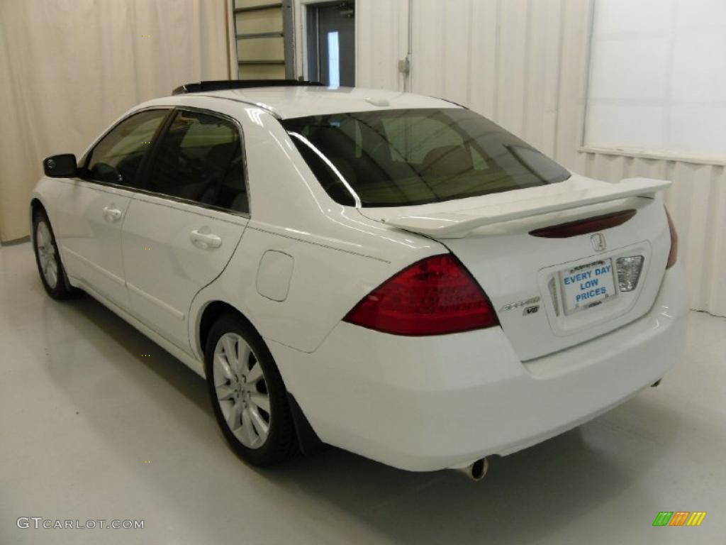 2007 Accord EX-L V6 Sedan - Taffeta White / Ivory photo #2