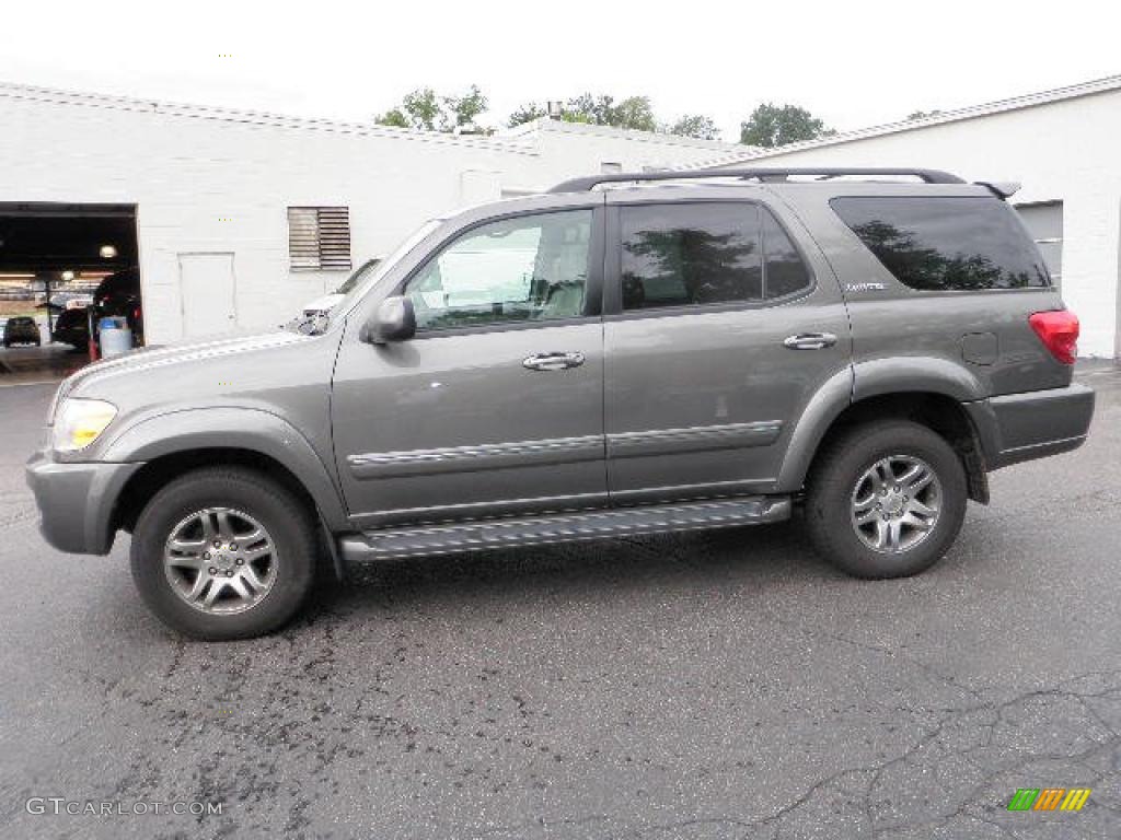 2005 Sequoia Limited 4WD - Phantom Gray Pearl / Light Charcoal photo #1