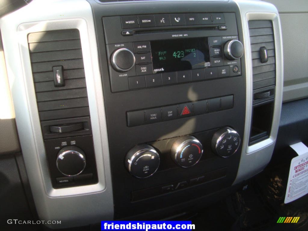 2009 Ram 1500 SLT Quad Cab 4x4 - Mineral Gray Metallic / Dark Slate/Medium Graystone photo #22