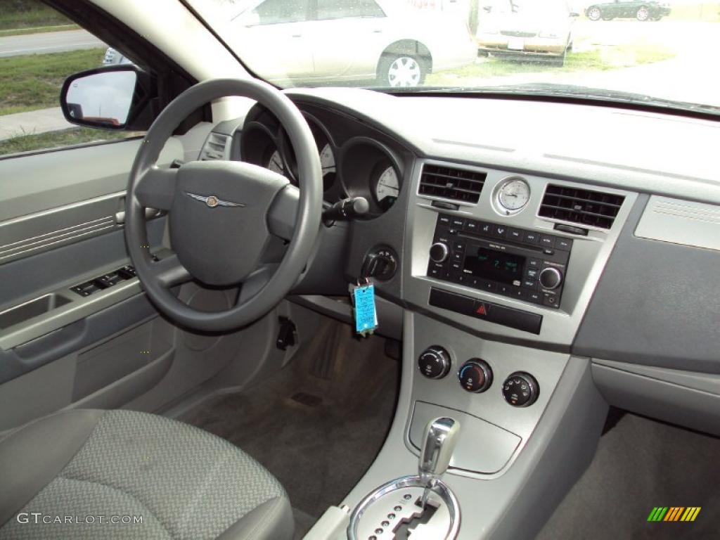 2007 Sebring Sedan - Brilliant Black Crystal Pearl / Dark Slate Gray/Light Slate Gray photo #11