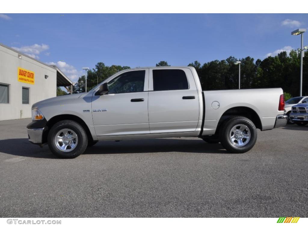 2010 Ram 1500 ST Crew Cab - Brilliant Black Crystal Pearl / Dark Slate/Medium Graystone photo #2