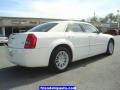 2009 Cool Vanilla White Chrysler 300   photo #13