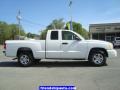 Bright White - Dakota SLT Club Cab Photo No. 14