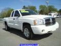 Bright White - Dakota SLT Club Cab Photo No. 15