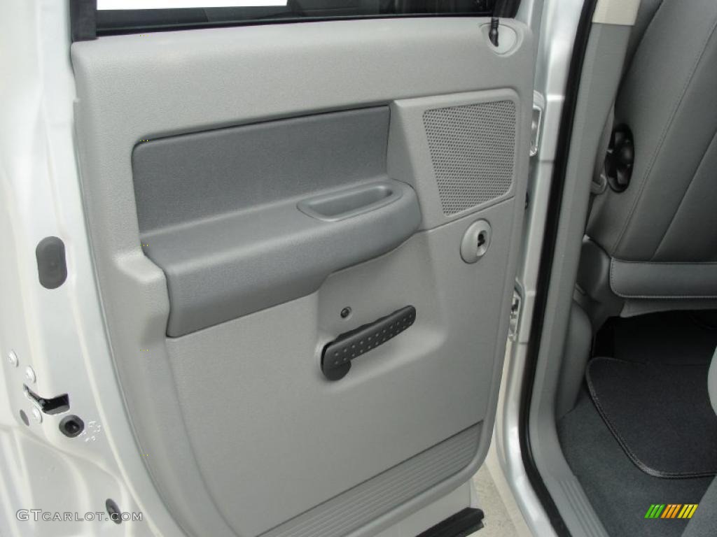 2008 Ram 1500 Lone Star Edition Quad Cab - Bright Silver Metallic / Medium Slate Gray photo #29