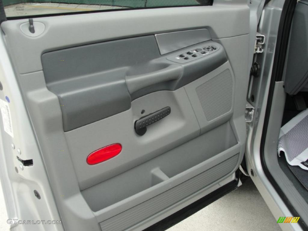 2008 Ram 1500 Lone Star Edition Quad Cab - Bright Silver Metallic / Medium Slate Gray photo #31