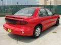 2002 Bright Red Pontiac Sunfire SE Sedan  photo #3