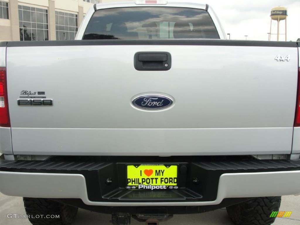 2004 F150 FX4 SuperCab 4x4 - Silver Metallic / Black/Medium Flint photo #4