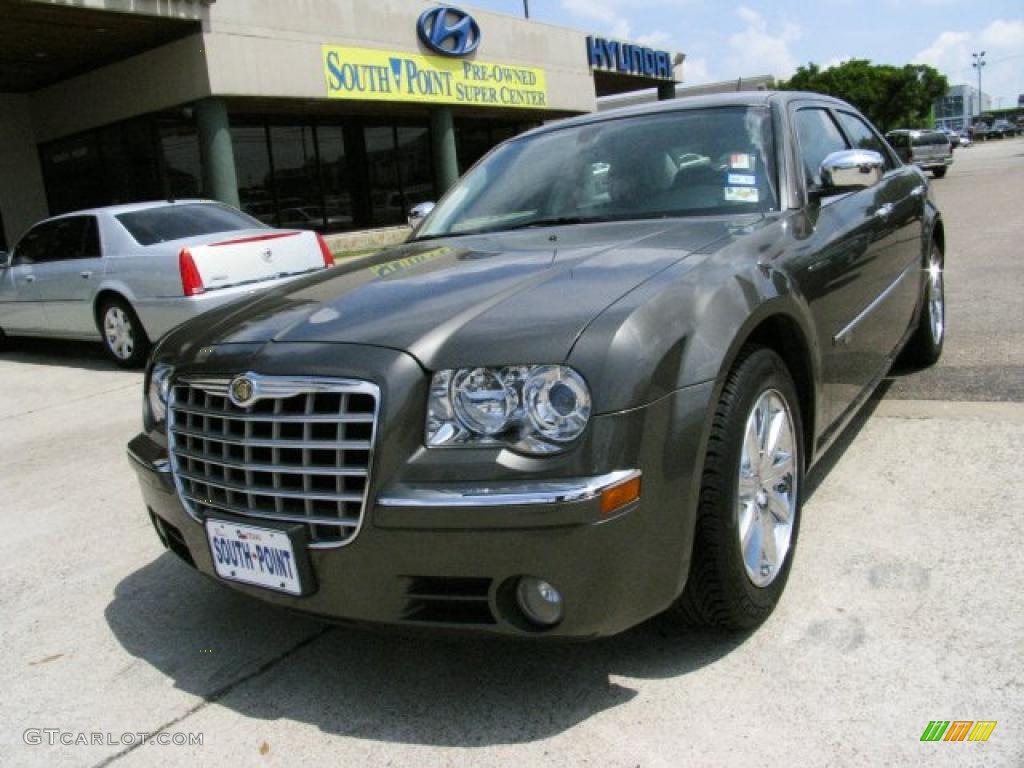 2008 300 C HEMI - Dark Titanium Metallic / Dark Slate Gray photo #1