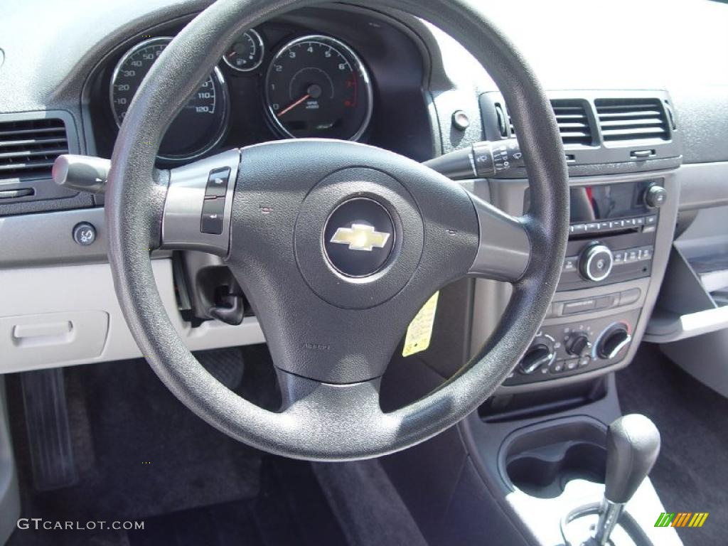 2007 Cobalt LS Coupe - Victory Red / Gray photo #8