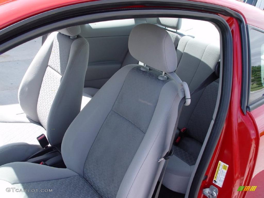 2007 Cobalt LS Coupe - Victory Red / Gray photo #14