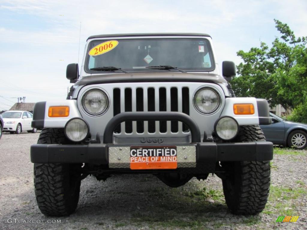 2006 Wrangler Unlimited Rubicon 4x4 - Bright Silver Metallic / Dark Slate Gray photo #9