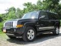 Black Clearcoat - Commander Limited 4x4 Photo No. 1