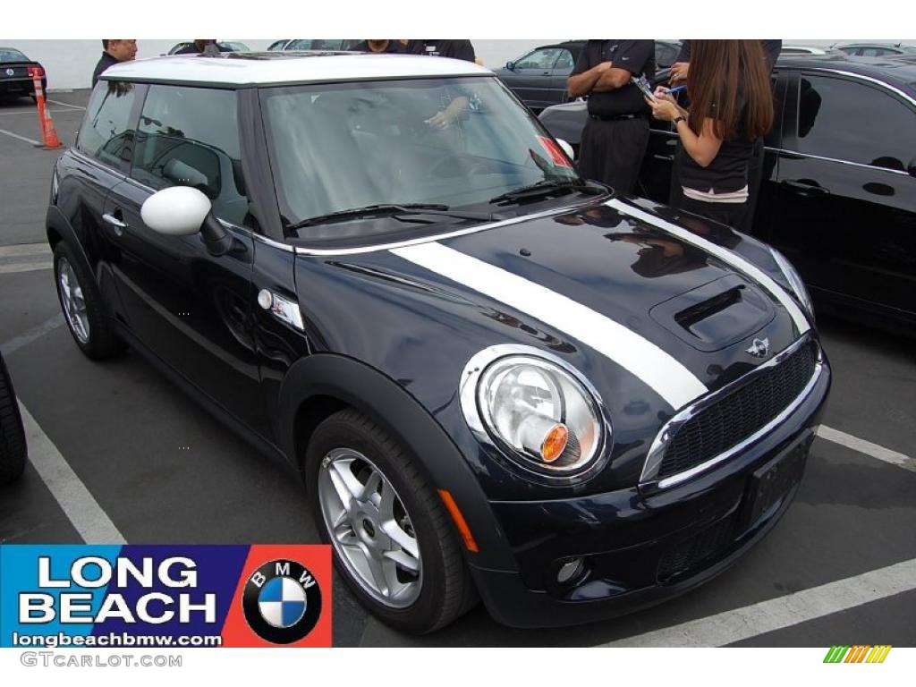 2007 Cooper S Hardtop - Astro Black Metallic / Carbon Black/Black photo #1