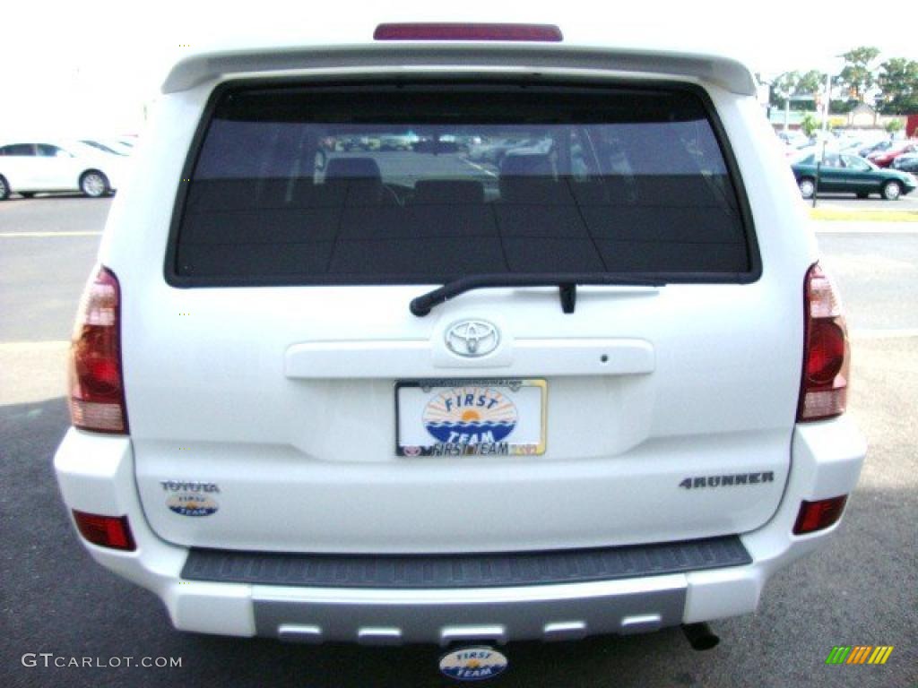 2004 4Runner SR5 4x4 - Natural White / Taupe photo #4