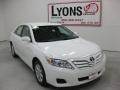 Super White - Camry LE Photo No. 22