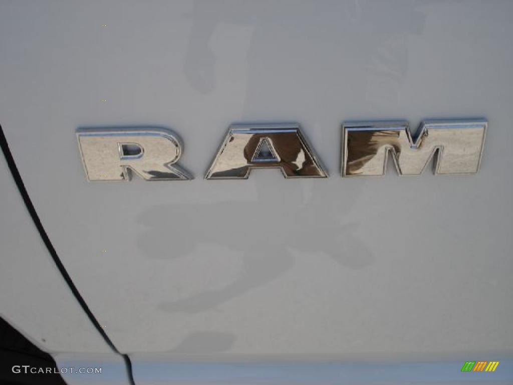 2008 Ram 1500 Laramie Mega Cab 4x4 - Bright White / Medium Slate Gray photo #21