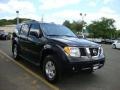 Super Black - Pathfinder SE 4x4 Photo No. 12