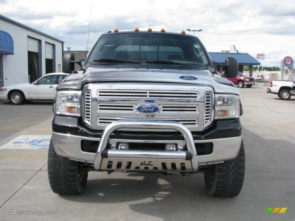 2005 F350 Super Duty Lariat Crew Cab 4x4 - Black / Medium Flint photo #10