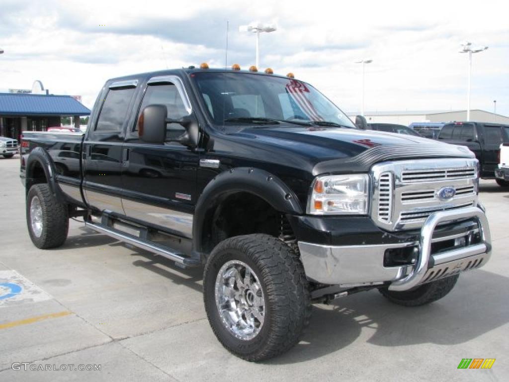 2005 F350 Super Duty Lariat Crew Cab 4x4 - Black / Medium Flint photo #11