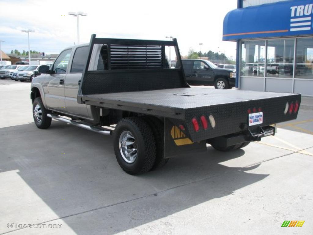 2002 Silverado 3500 LT Crew Cab 4x4 Dually - Light Pewter Metallic / Tan photo #18