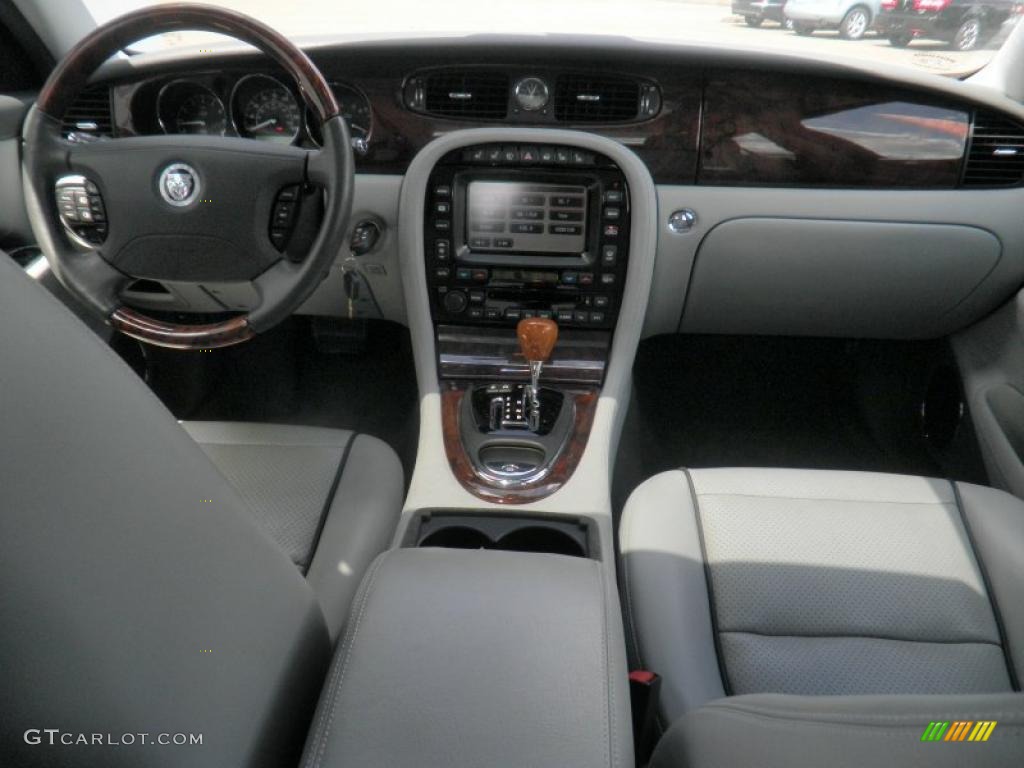 2008 XJ XJ8 L - Pearl Grey Metallic / Dove/Granite photo #10